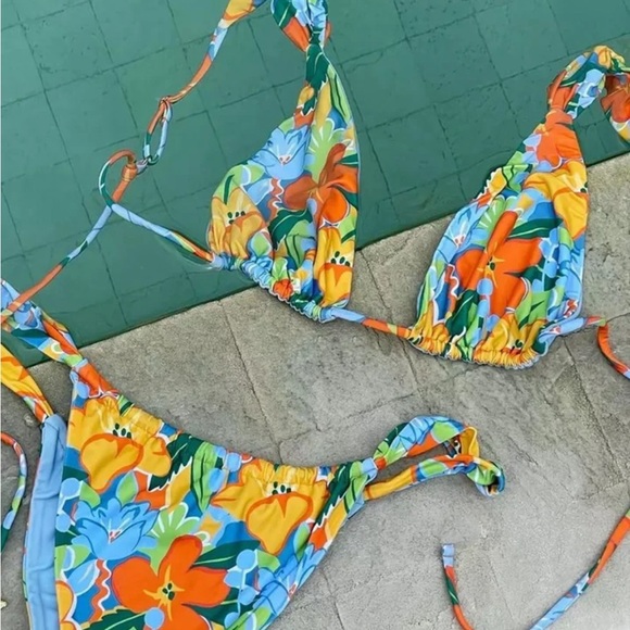 Floral Bikini Set - Picture 2 of 2